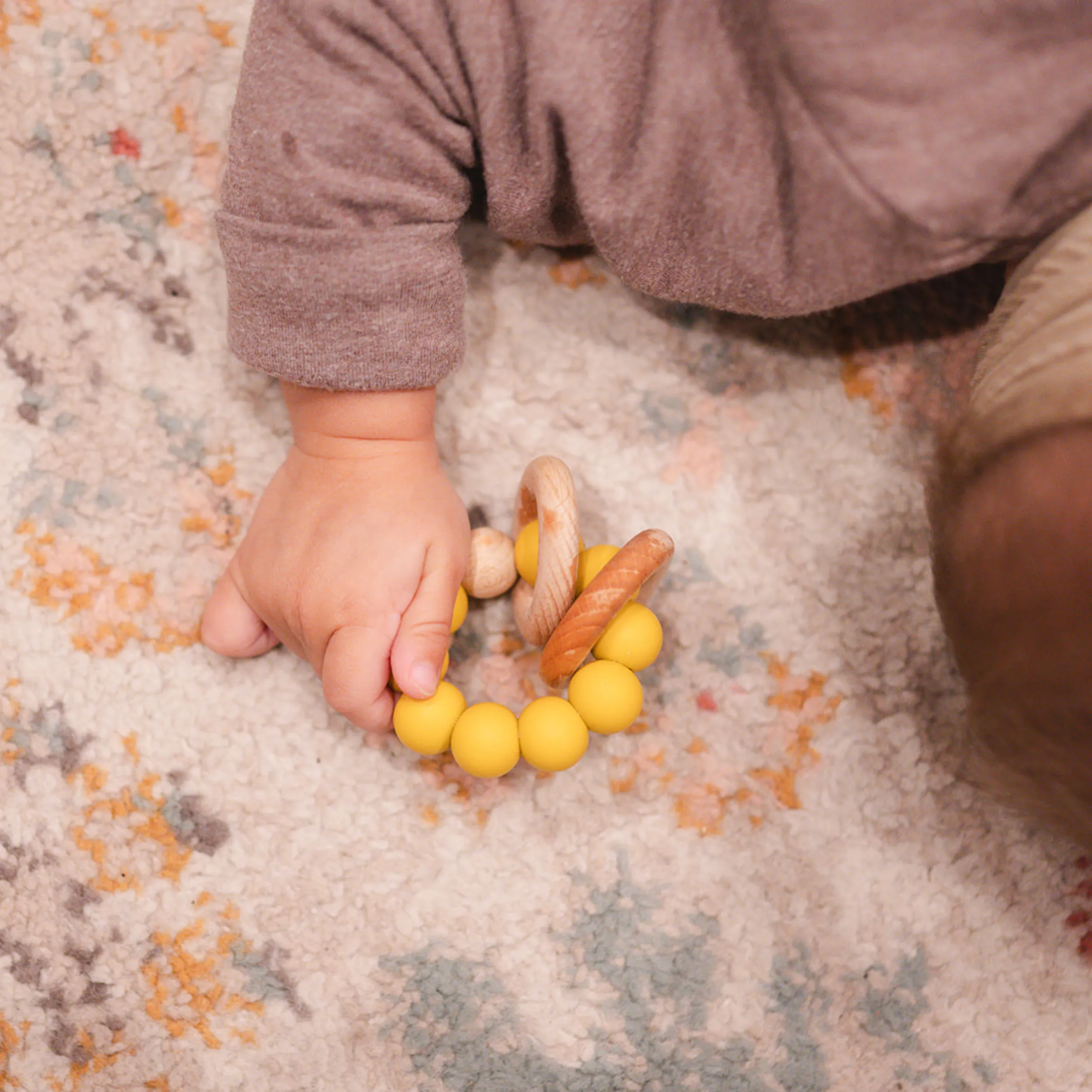 Babeehive Goods Mustard Teething Ring